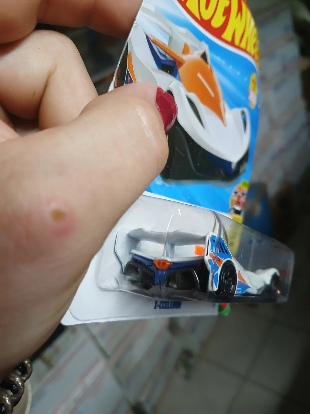 2026 Hot Wheels X-Cceleron (No. 75/250, 6/10) from the Exoticars mini collection